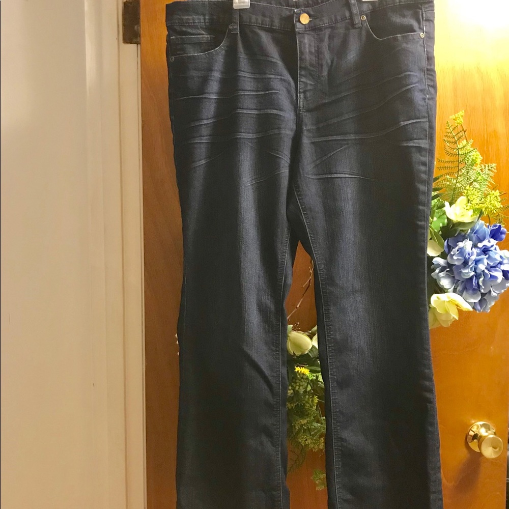 🔥NY&C Dark Blue Low Rise Bootcut Jeans - Size 16.